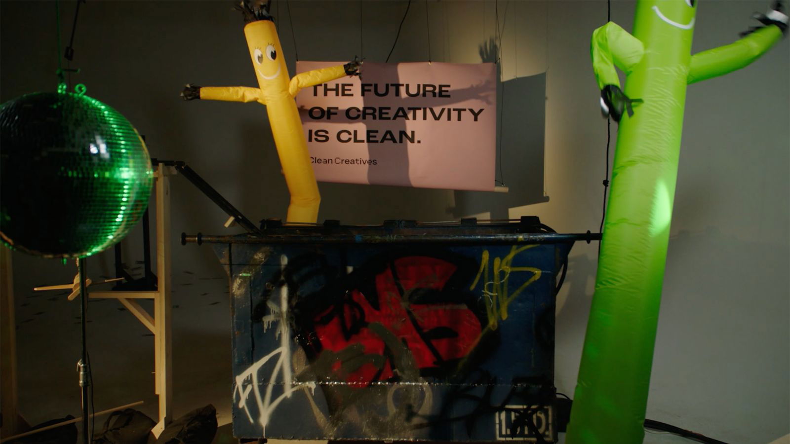 1,000 agencies pledge to refuse work from fossil fuel industry in Clean Creatives campaign