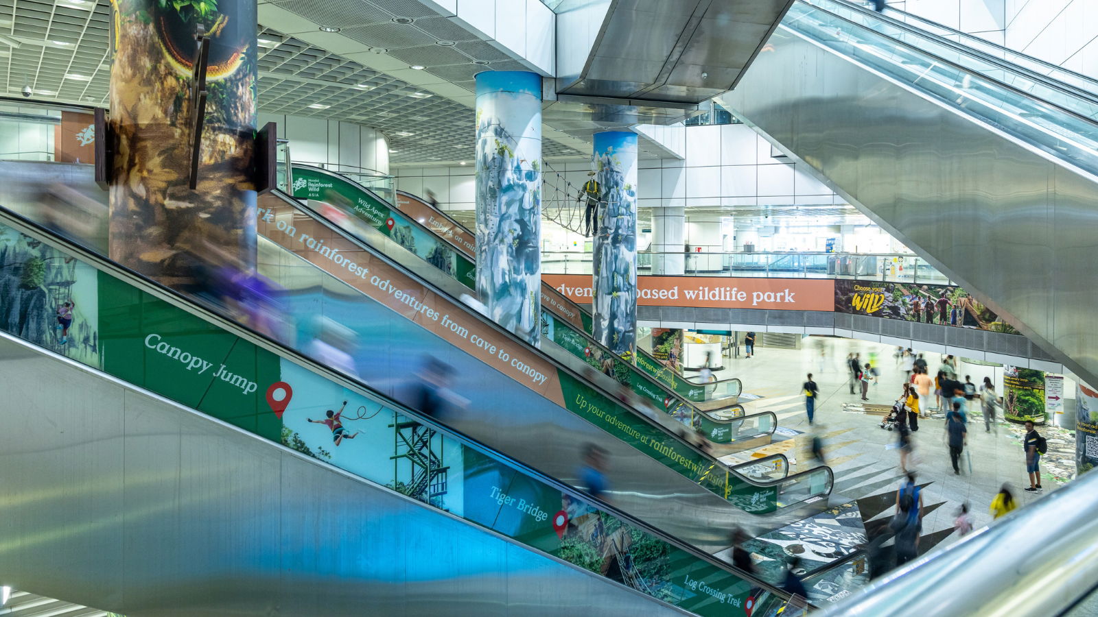 How Mandai Wildlife Group and Moove Media reimagined OOH by bringing the wild to the city 