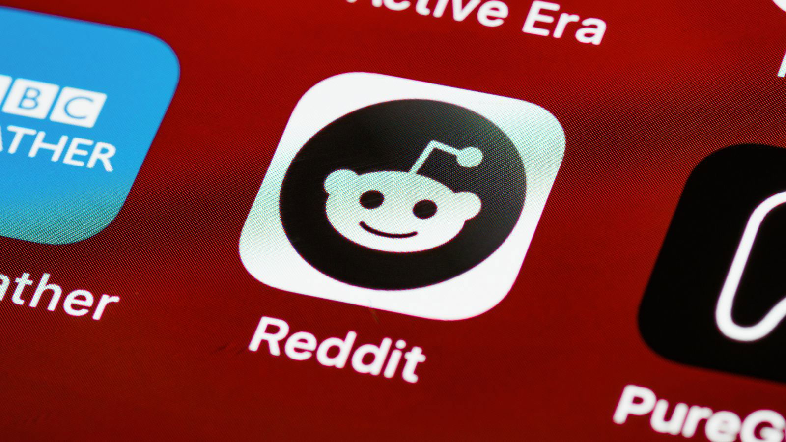 Reddit gives users more control over profile visibility in latest update