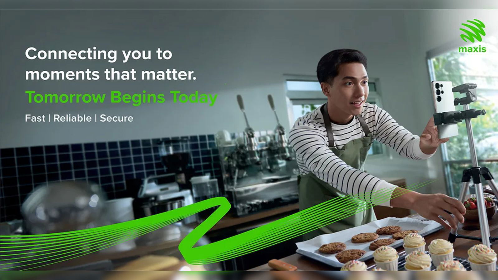 Maxis hits refresh with new brand promise: “Tomorrow begins today”