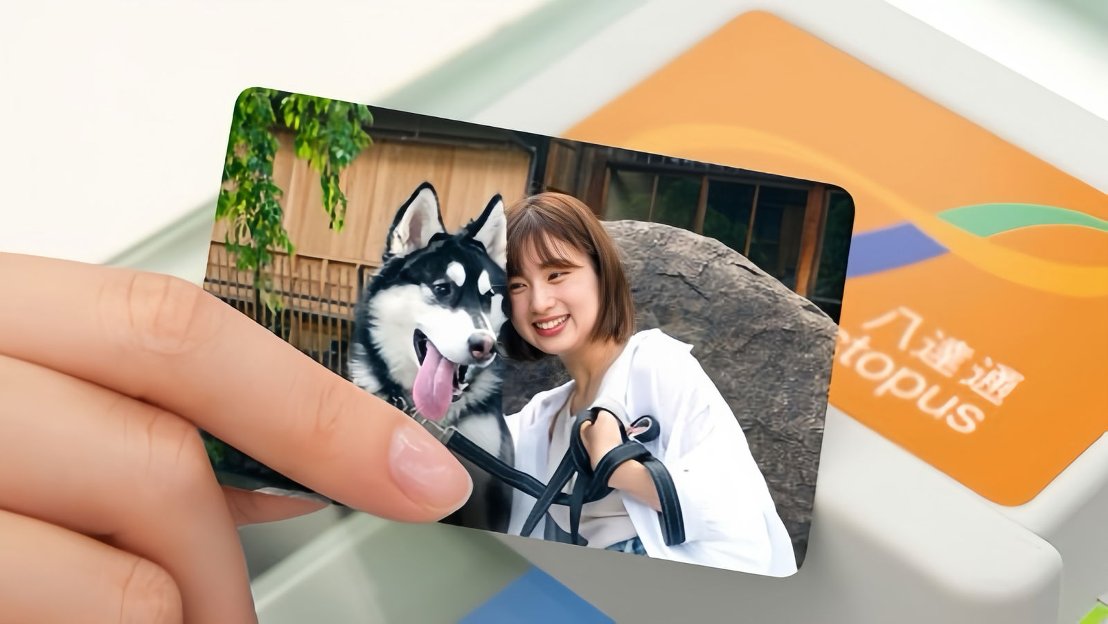 Octopus teams up with Fotomax to lauch 'MyStyle' custom card service
